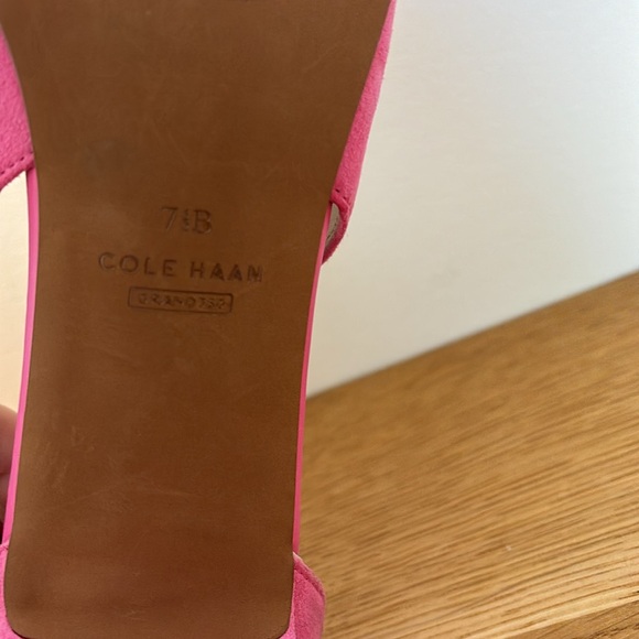 Pink Cole Han pointed low heel - suede size 7.5 - Picture 9 of 9